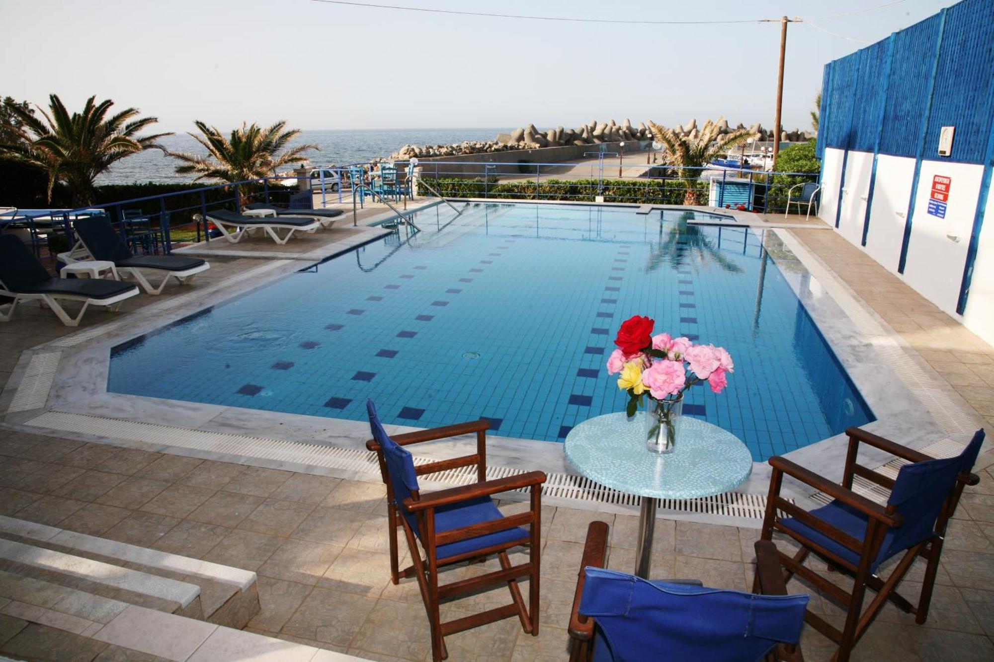 Porto Bello Hotel Apartments Милатос Екстериор снимка