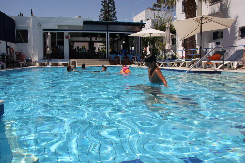 Porto Bello Hotel Apartments Милатос Екстериор снимка