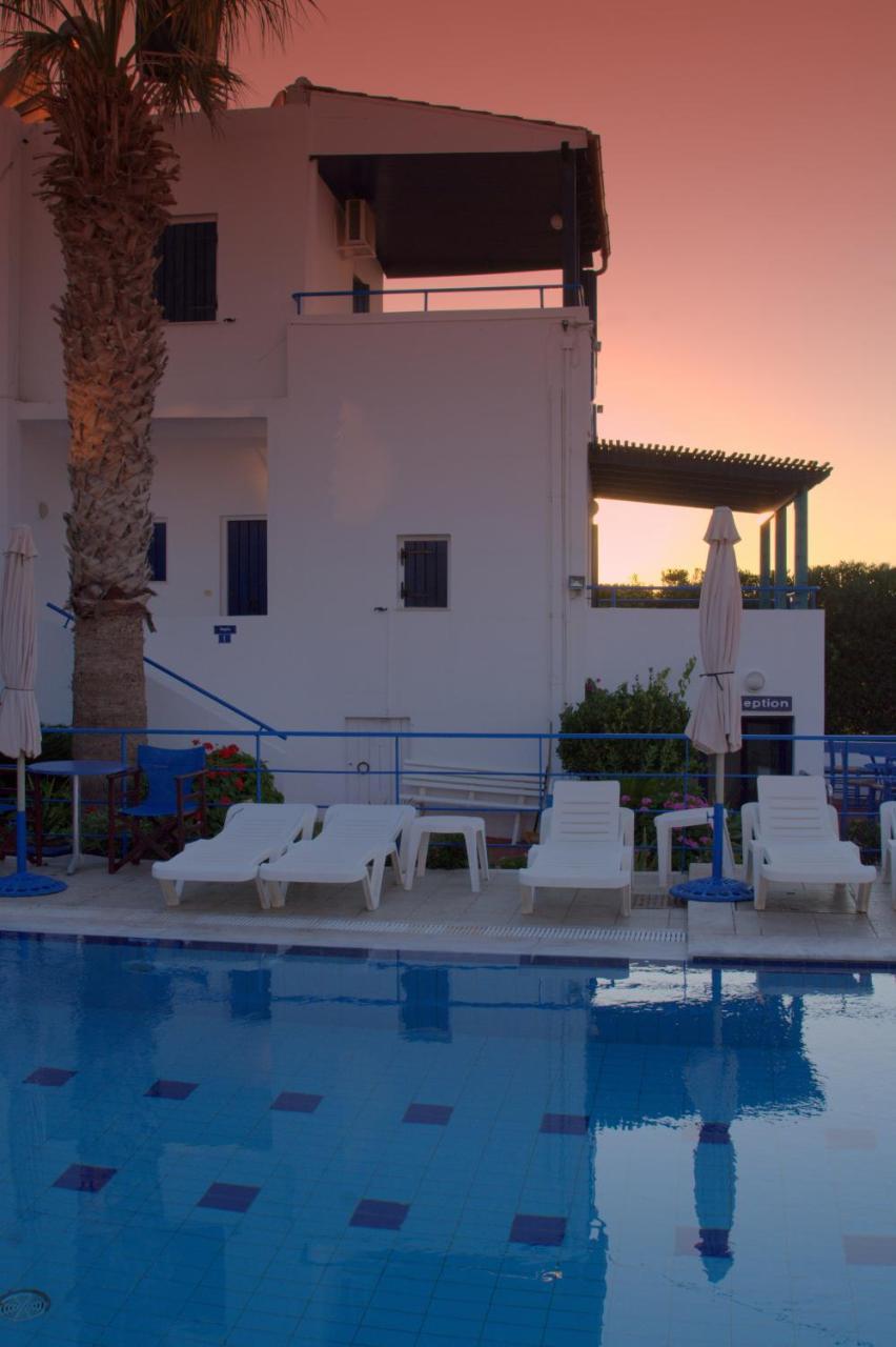 Porto Bello Hotel Apartments Милатос Екстериор снимка